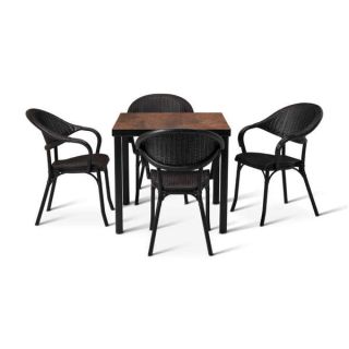 Urban Ceramic Table in Rust with 4 Paris Armchairs